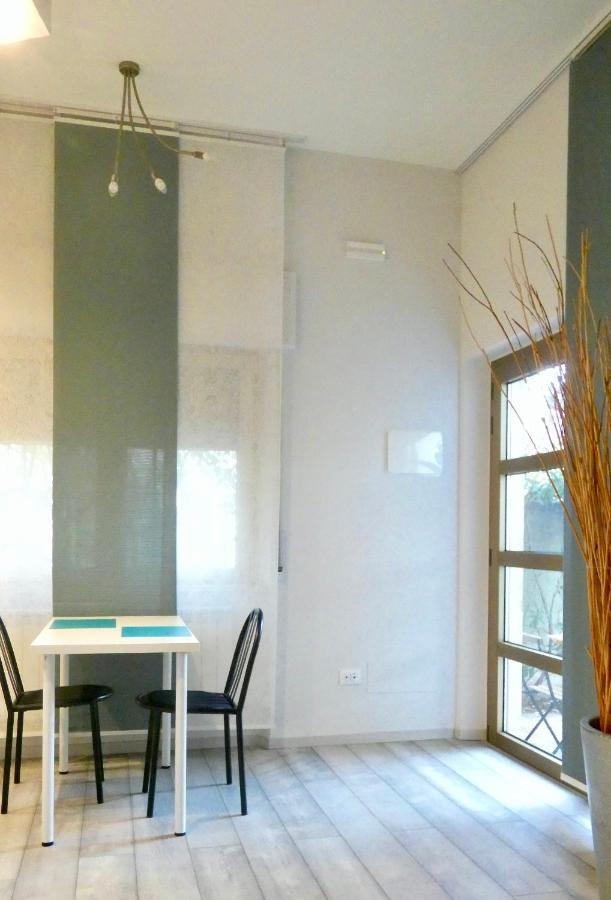 Buenretirope - Confortevoli Appartamentini Con Giardino Pescara Exterior photo